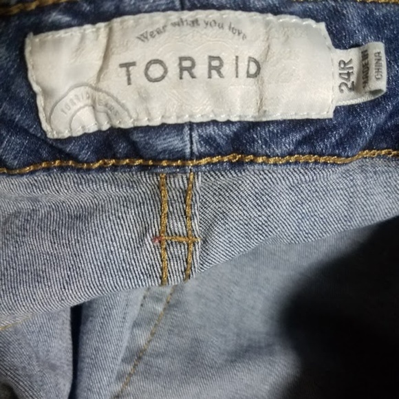 Torrid Bootcut Jeans sz 24 R - Picture 4 of 4